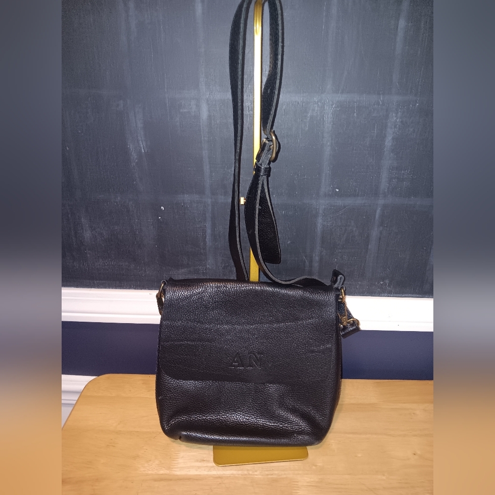 Calma Spain 11600 Leather Crossbody Bag